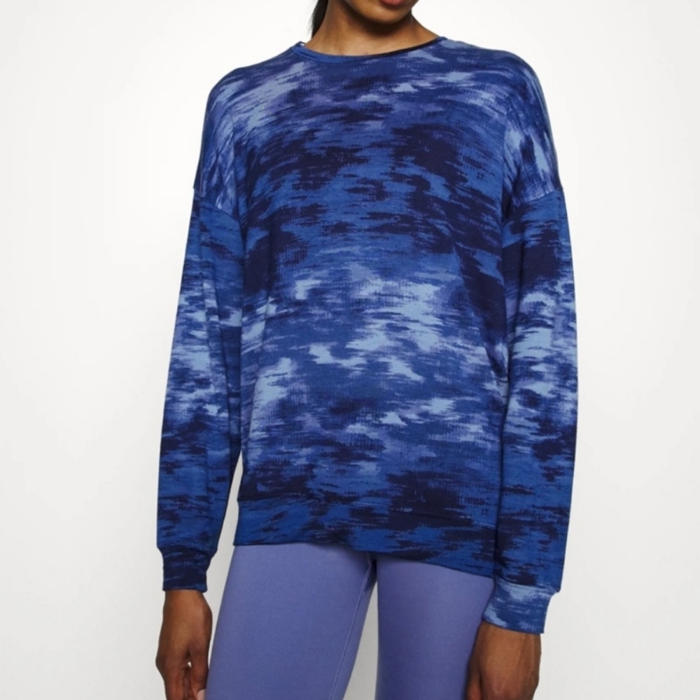 Athleta balance pullover sweatshirt
